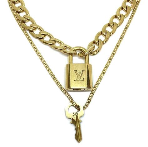 louis vuitton lockit horizontal|Louis Vuitton lockit necklace.